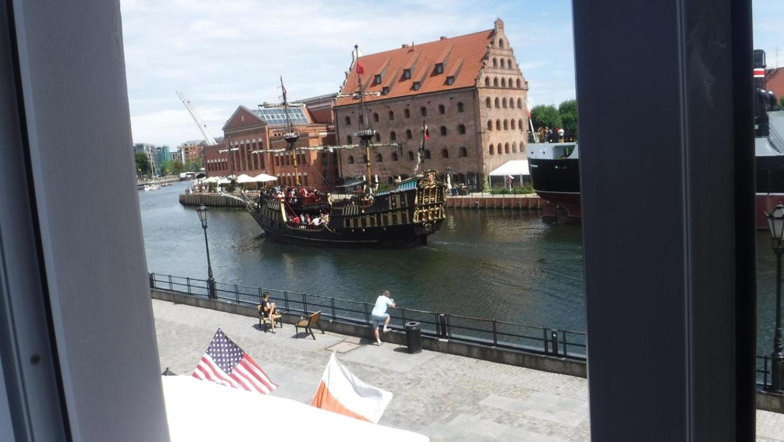 Motlawa Bulvar Residence Z Widokiem Na Rzeke Motlawa By Downtown Apartments Gdańsk Kültér fotó